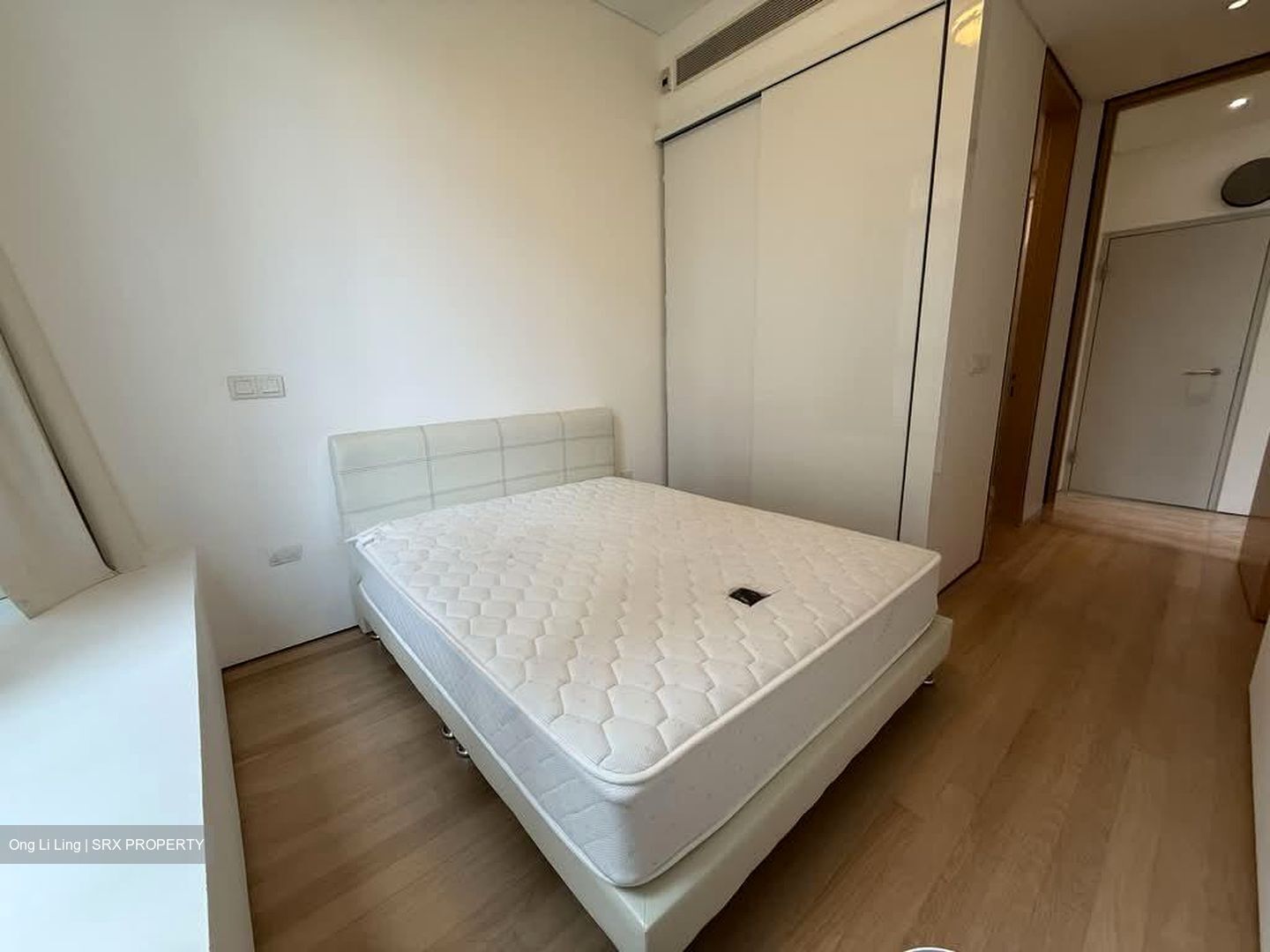 The Laurels (D9), Condominium #557379031
